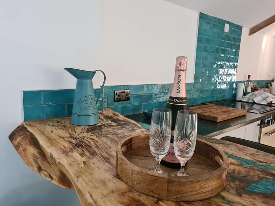 The Old Pottery 2 Person Dog Friendly Cottage Delabole Екстериор снимка